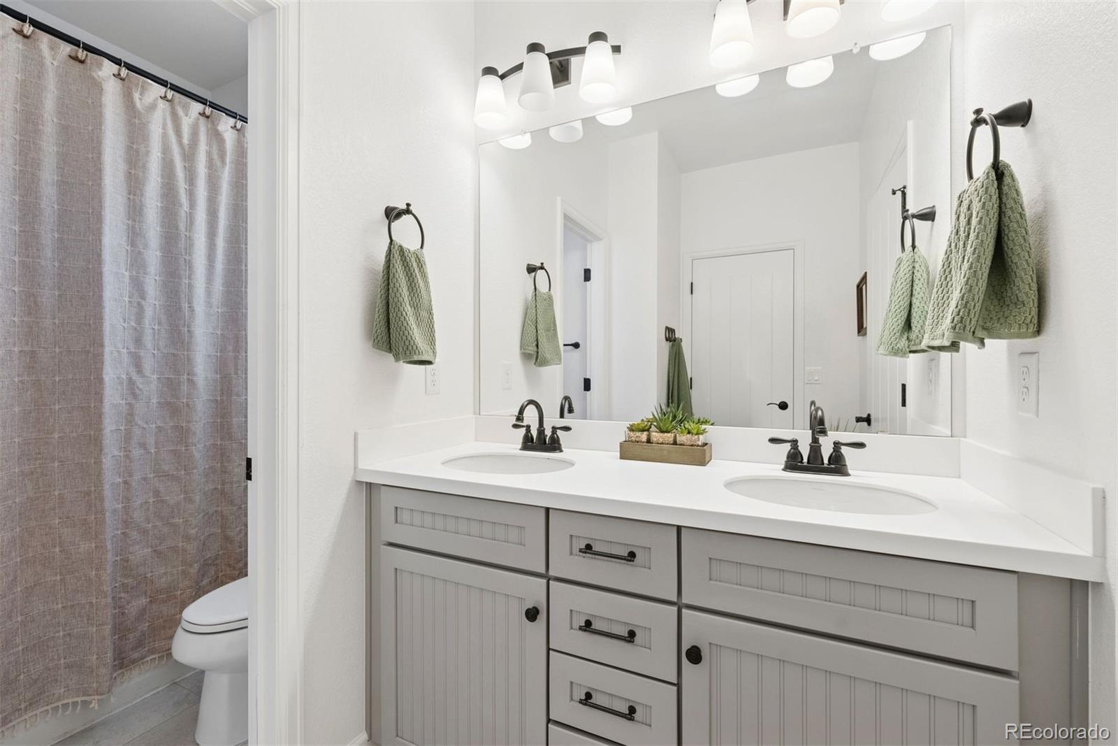 25171 E Nova Place Aurora CO 80016