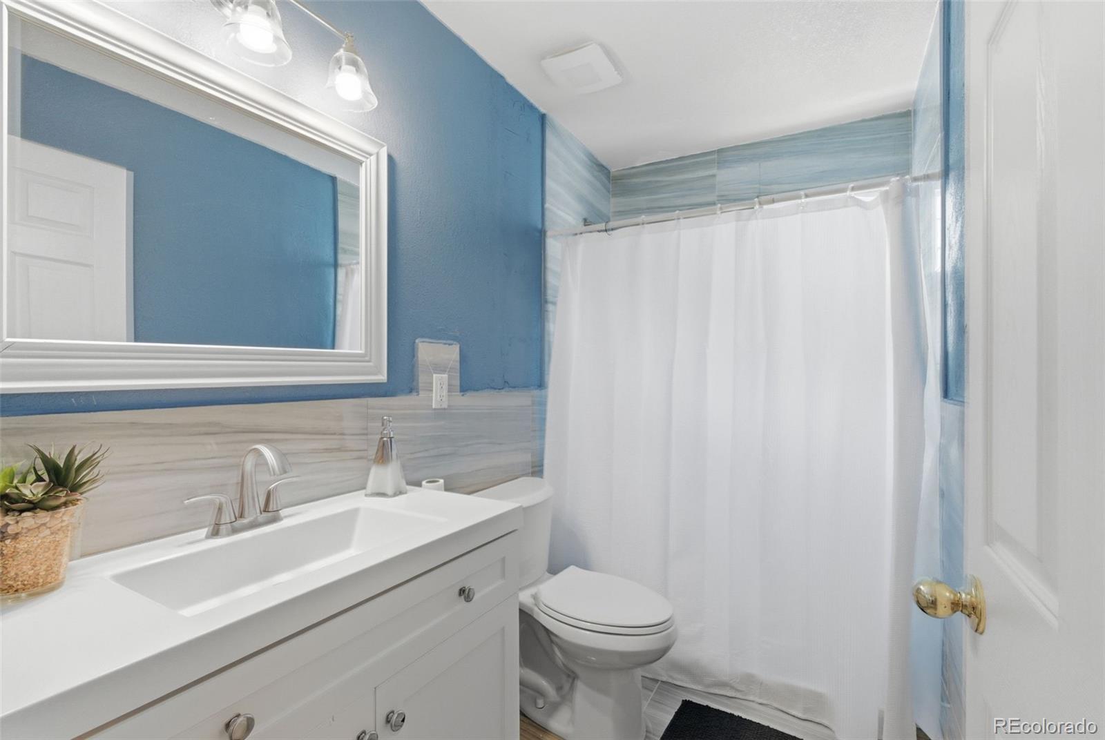 4307 Durham Court Denver CO 80239