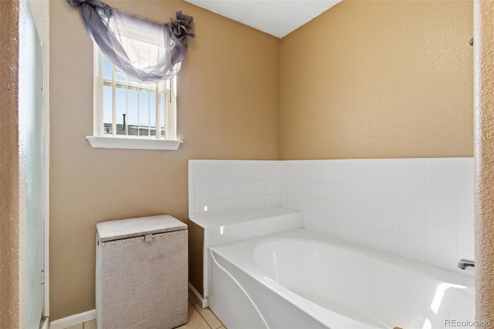 4307 Durham Court Denver CO 80239