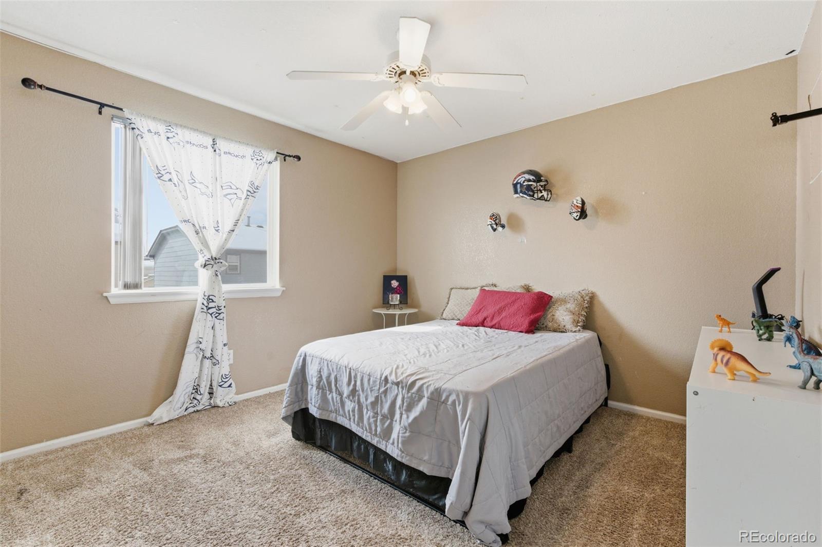 4307 Durham Court Denver CO 80239
