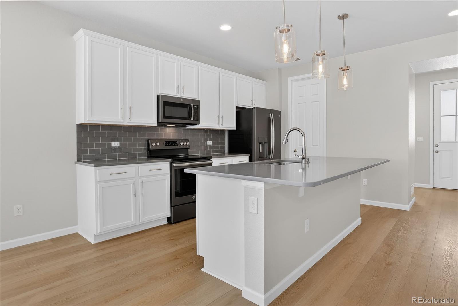 26984 E Archer Avenue Aurora CO 80018