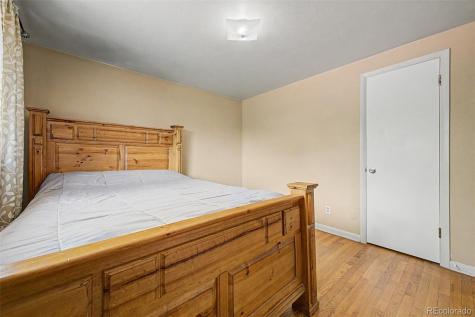 933 Newcombe Street Lakewood CO 80215