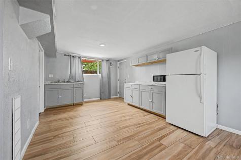 933 Newcombe Street Lakewood CO 80215