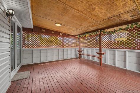 933 Newcombe Street Lakewood CO 80215