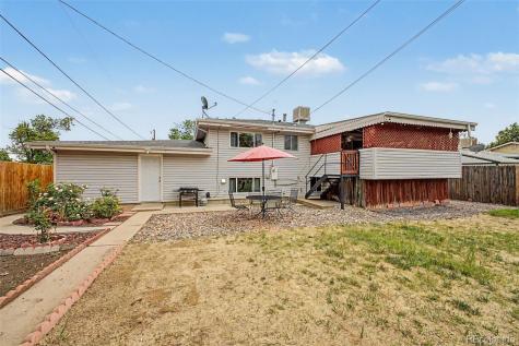 933 Newcombe Street Lakewood CO 80215
