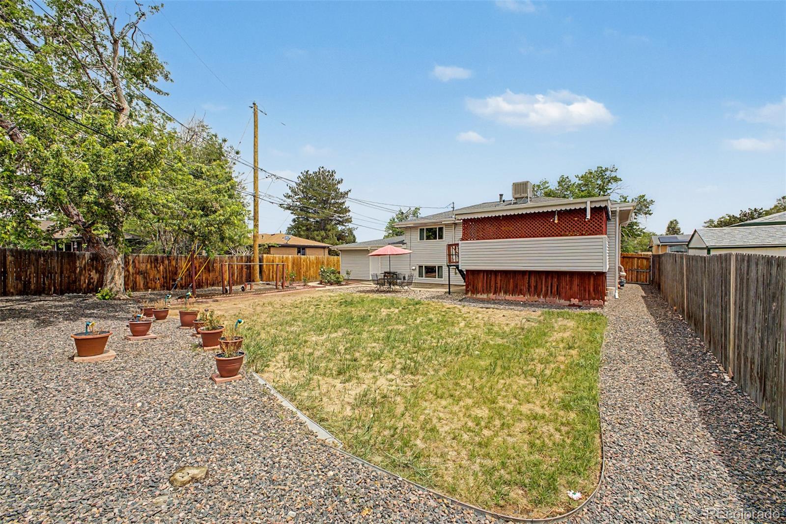 933 Newcombe Street Lakewood CO 80215