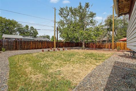 933 Newcombe Street Lakewood CO 80215