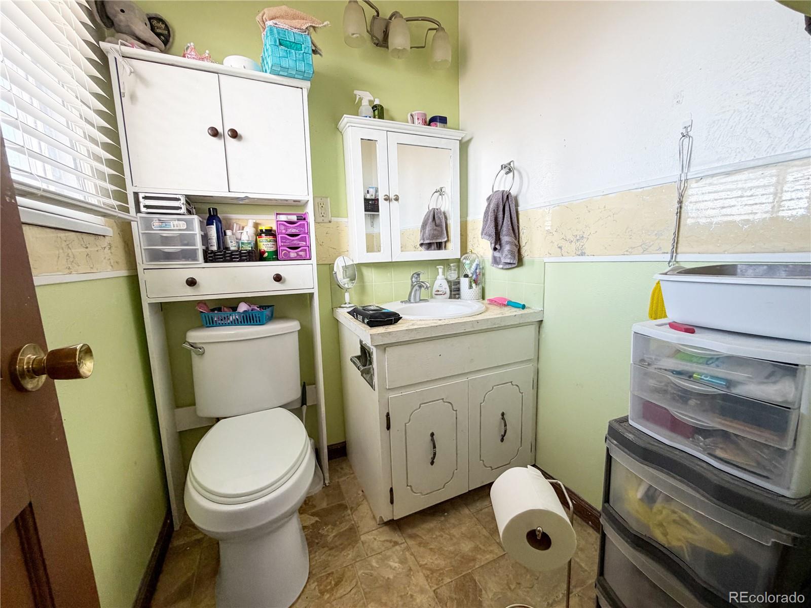 662 Ash Avenue Akron CO 80720