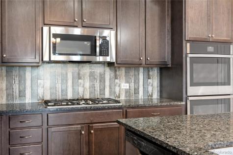 226 S Shady Grove Court Aurora CO 80018