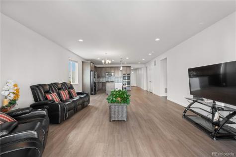 226 S Shady Grove Court Aurora CO 80018