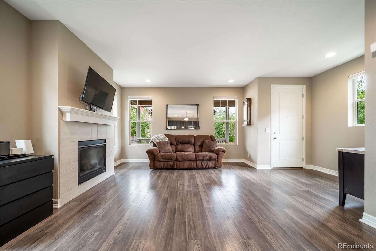 4966 Akron Street Denver CO 80238