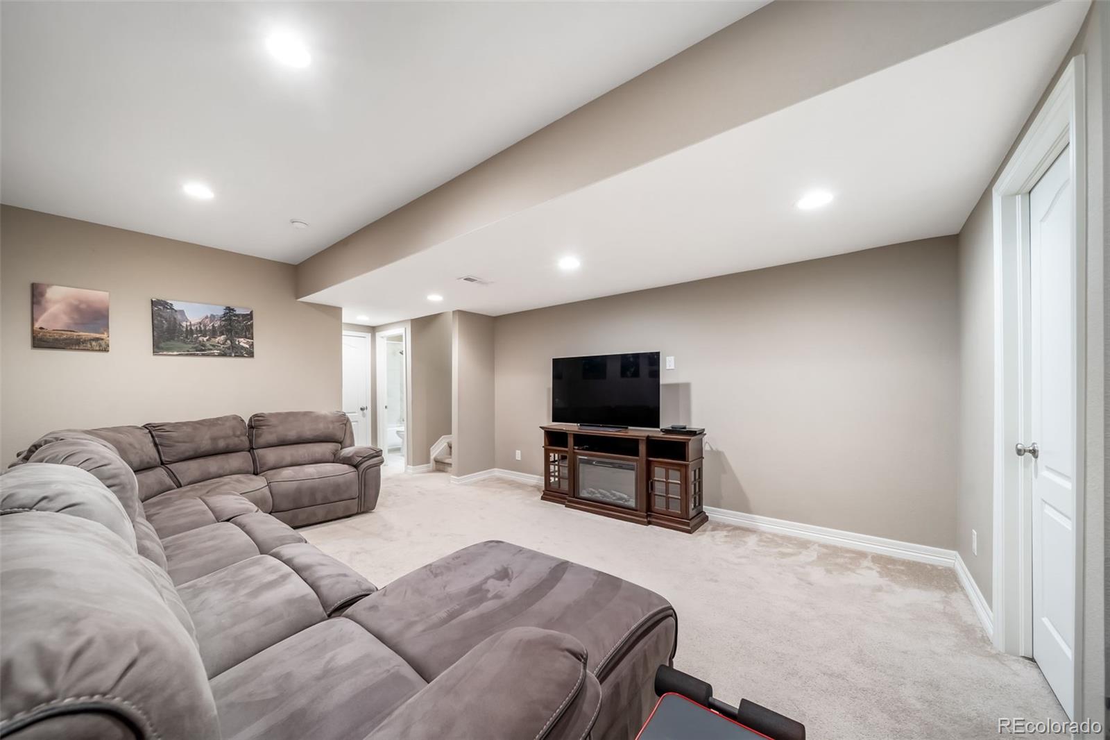 4966 Akron Street Denver CO 80238