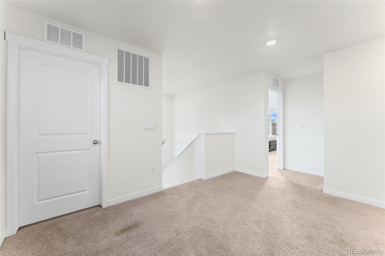 15771 Roslyn Street Thornton CO 80602