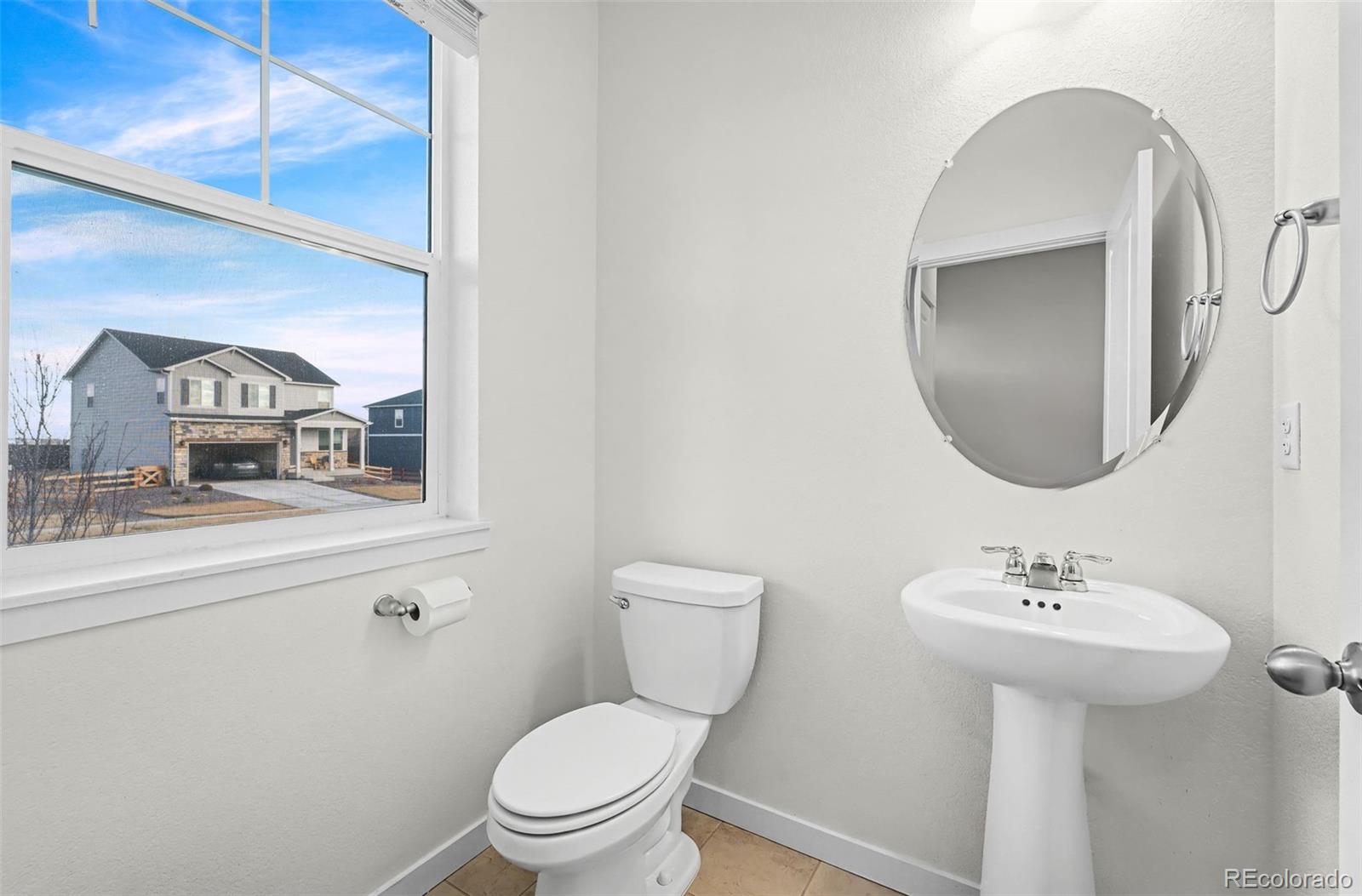 15771 Roslyn Street Thornton CO 80602