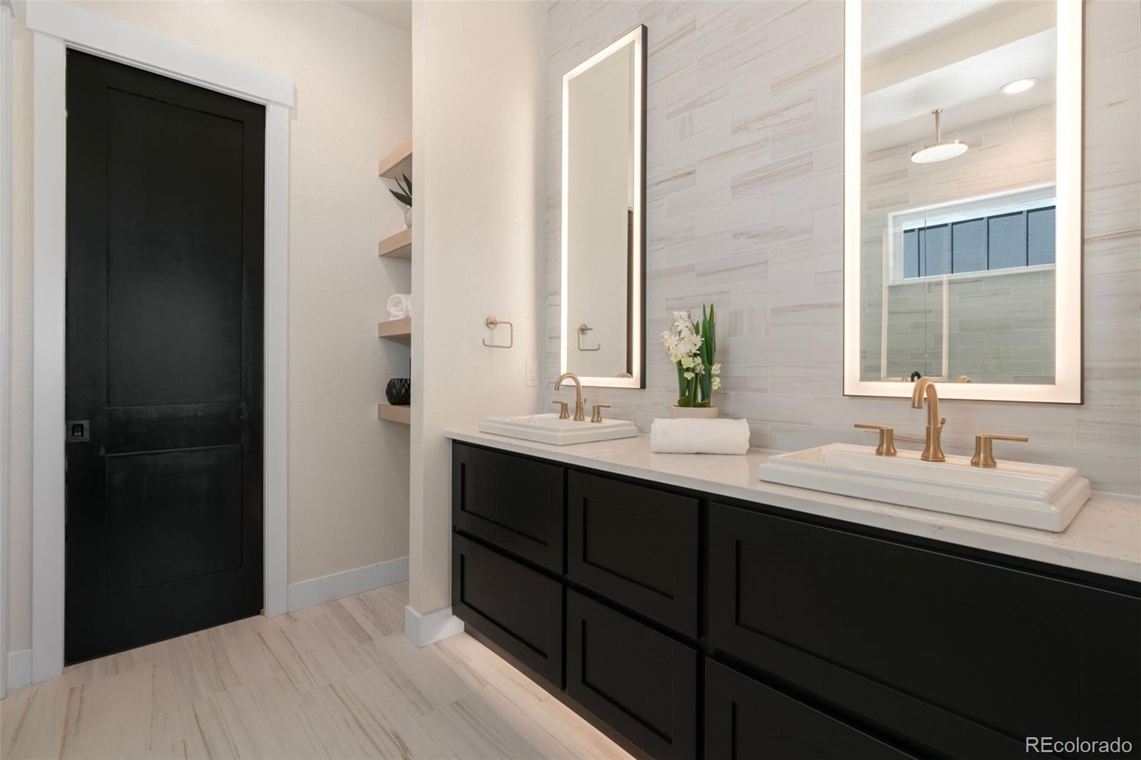 3631 N Buchanan Court Aurora CO 80019