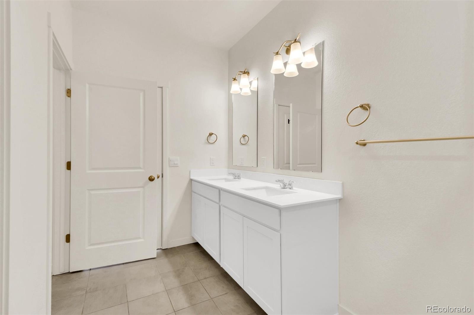 108 S Waterloo Street Aurora CO 80018