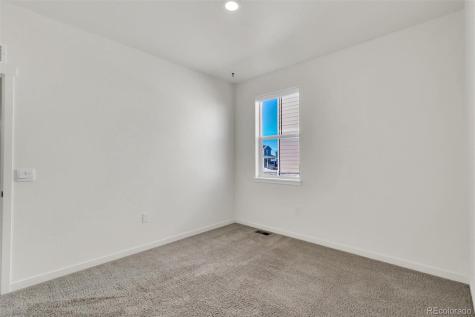 108 S Waterloo Street Aurora CO 80018