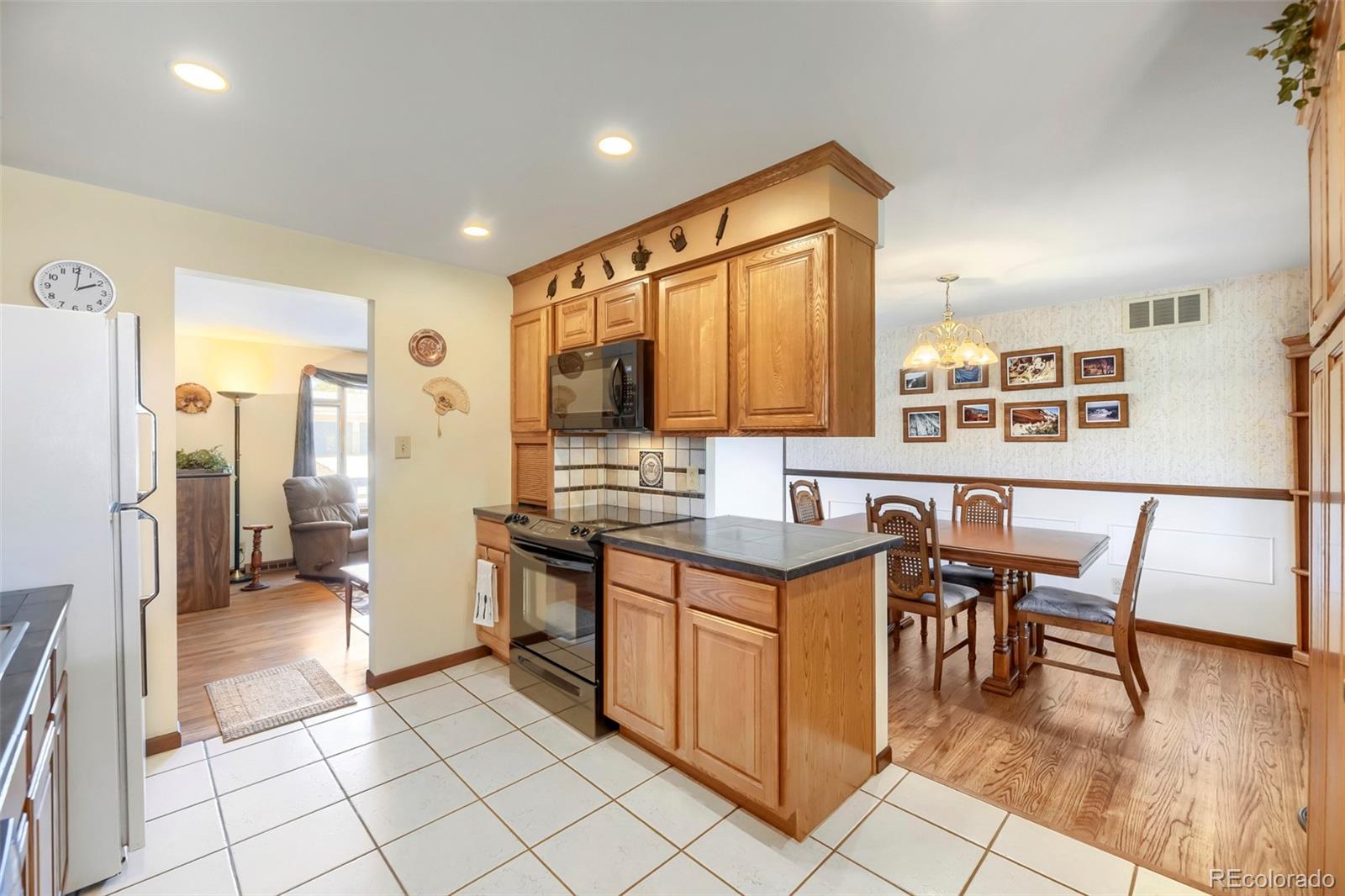 8653 W Hawaii Drive Lakewood CO 80232