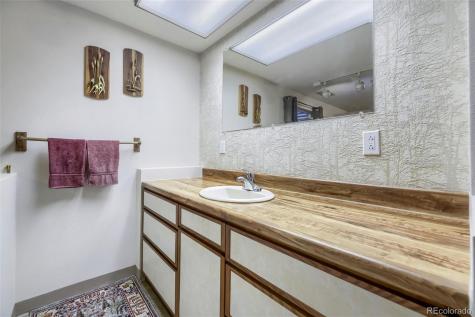 8653 W Hawaii Drive Lakewood CO 80232