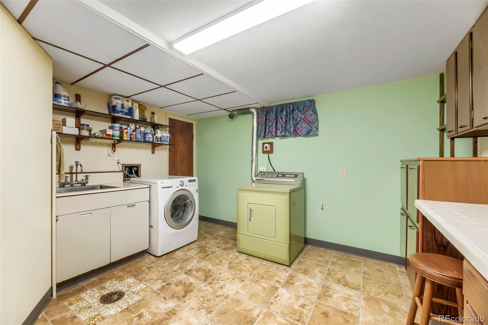 8653 W Hawaii Drive Lakewood CO 80232