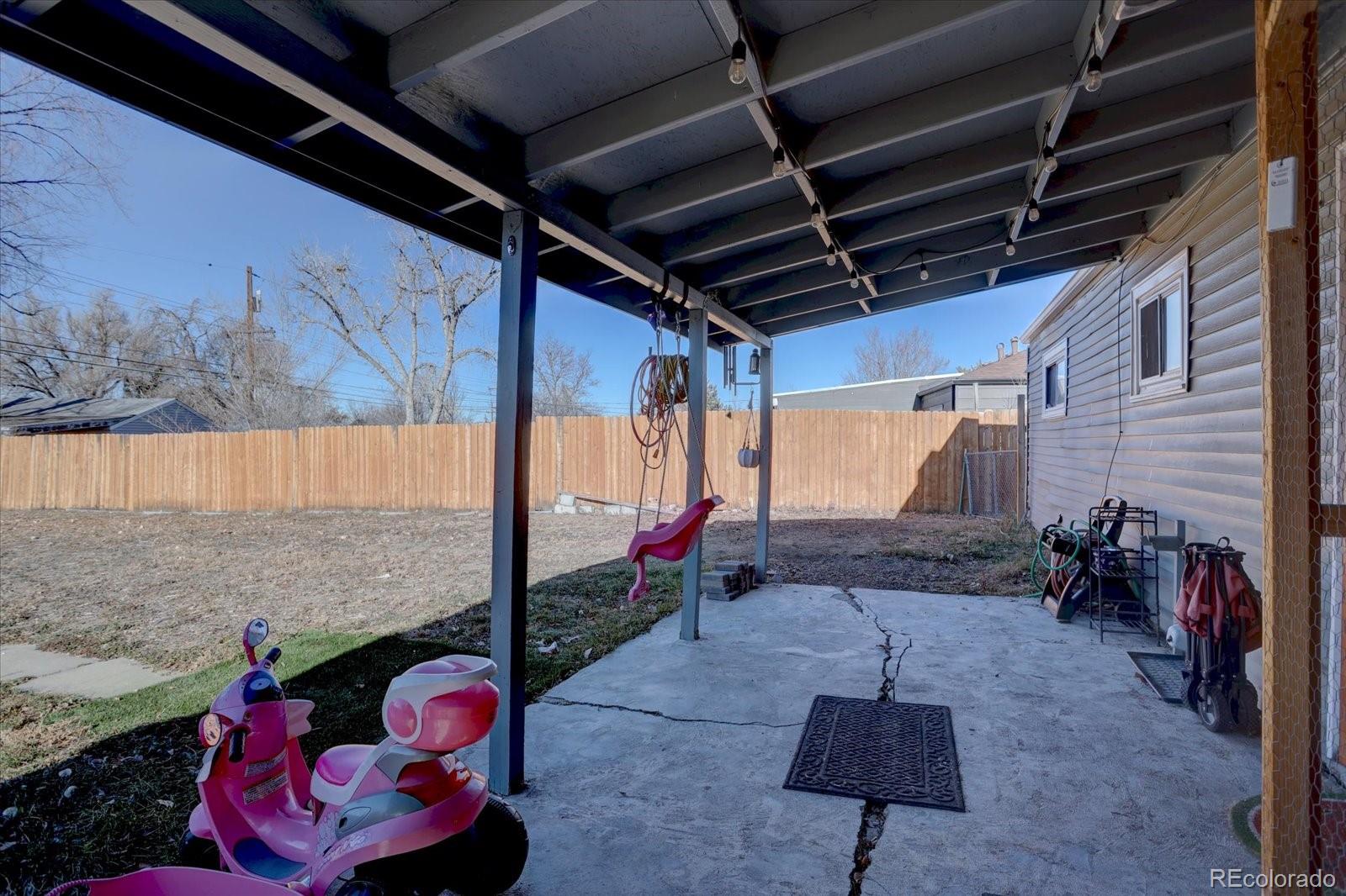 775 Victor Street Aurora CO 80011