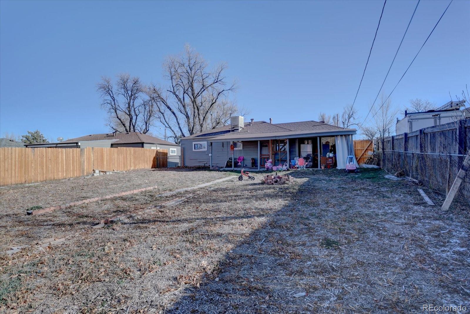 775 Victor Street Aurora CO 80011