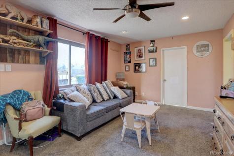 775 Victor Street Aurora CO 80011