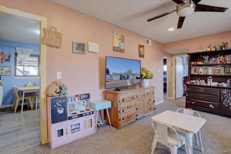 775 Victor Street Aurora CO 80011