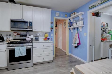 775 Victor Street Aurora CO 80011