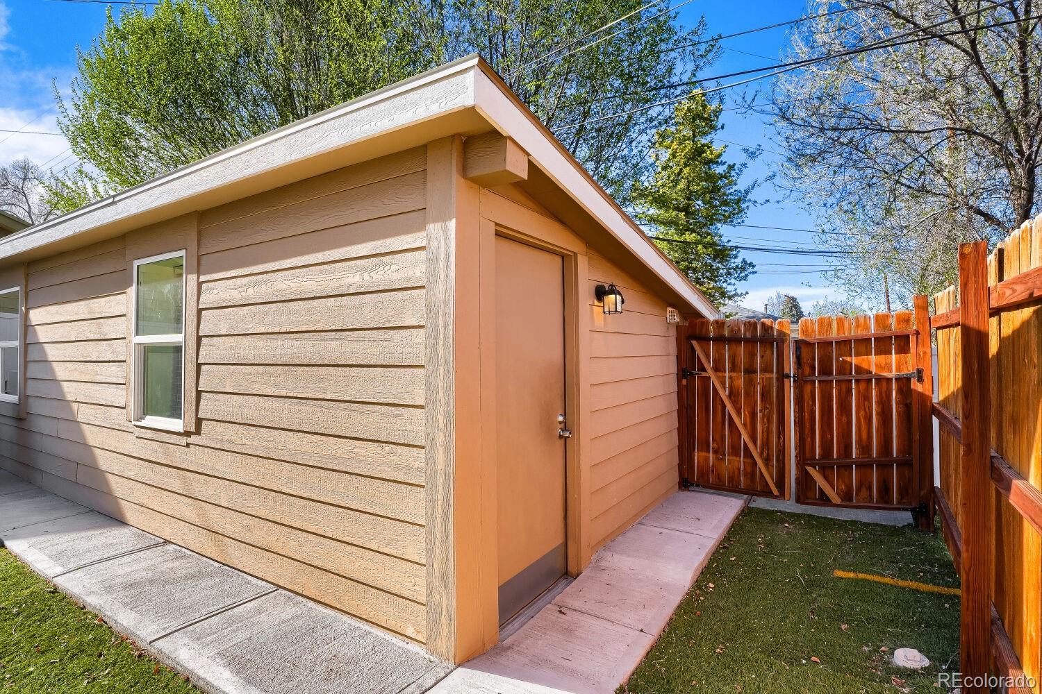 2263 W Parkhill Avenue Littleton CO 80120