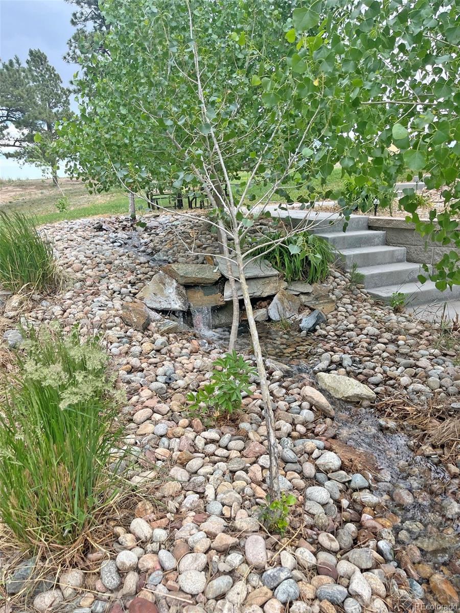 6200 Canyon Trail Elizabeth CO 80107