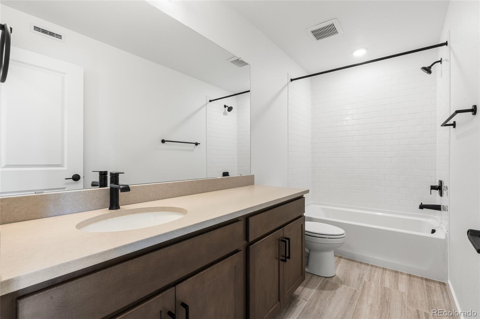 2161 S Irvington Street Aurora CO 80018