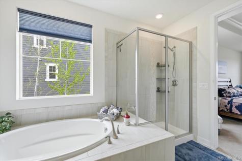 8105 S Vandriver Way Aurora CO 80016