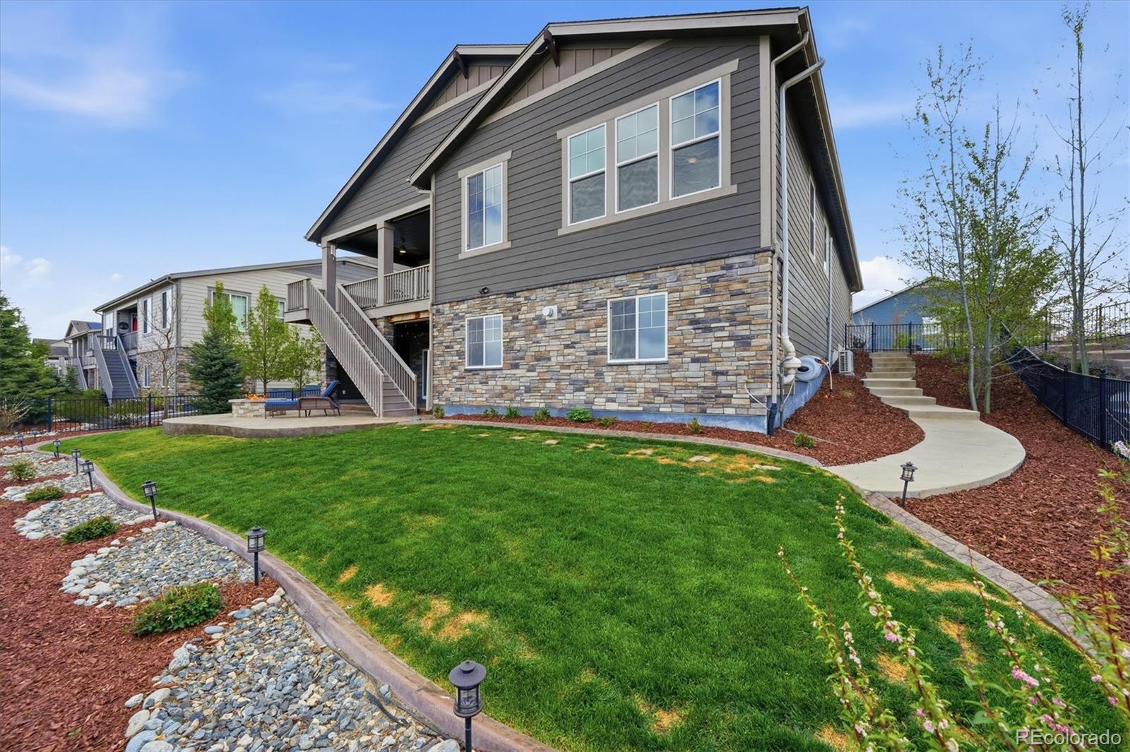 8105 S Vandriver Way Aurora CO 80016