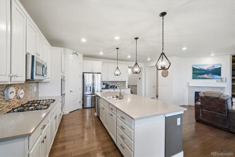 8105 S Vandriver Way Aurora CO 80016