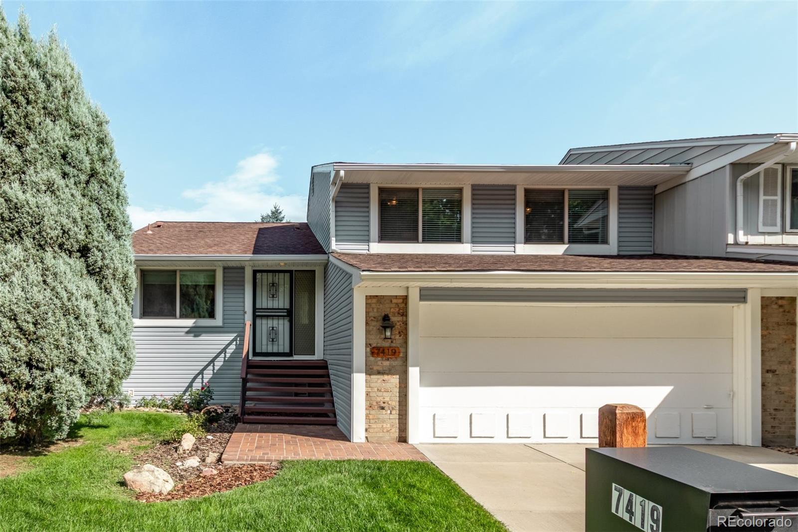 Lakewood CO, 7419 W Maple Drive