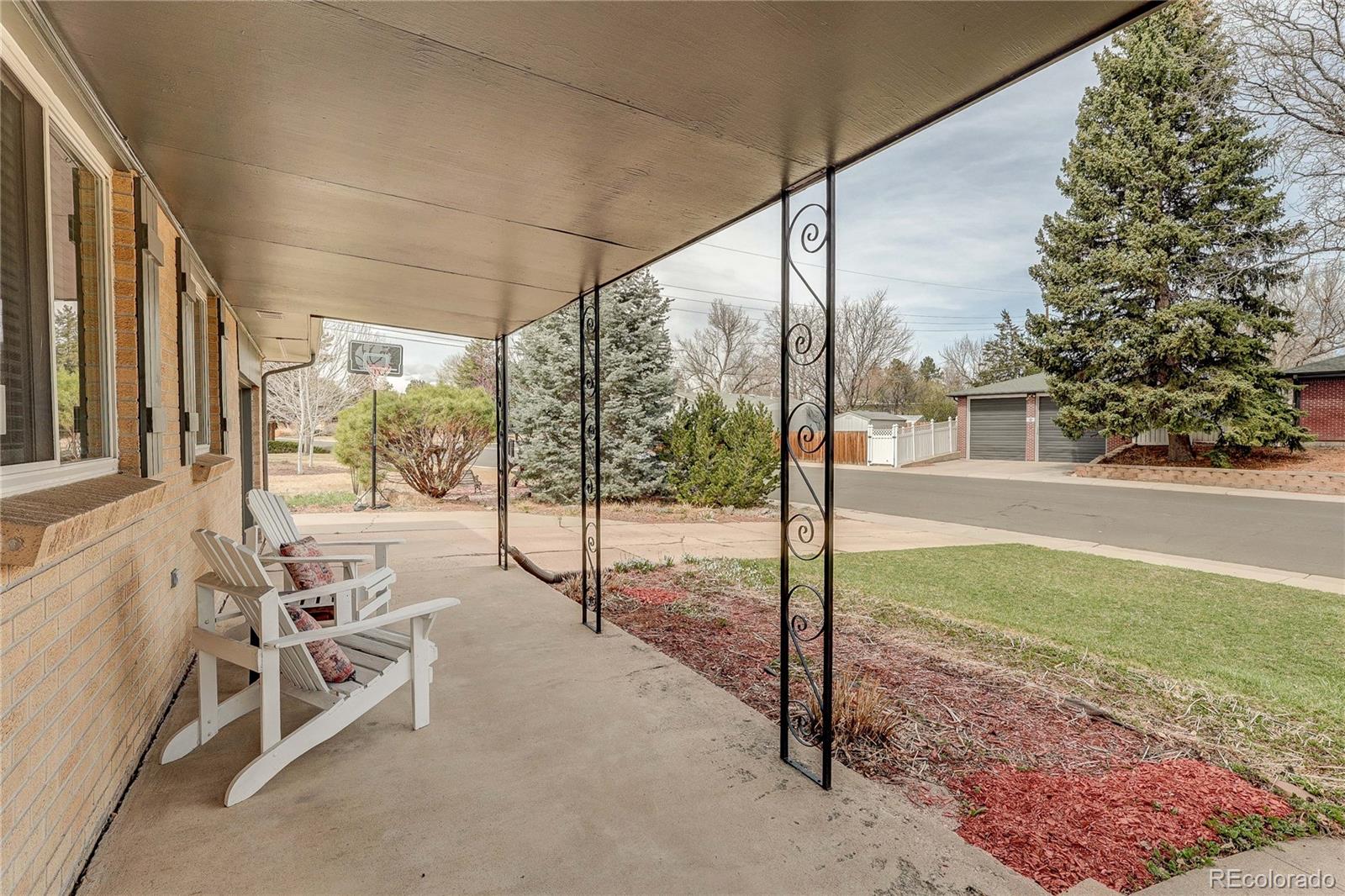 480 E Briarwood Drive Centennial CO 80122