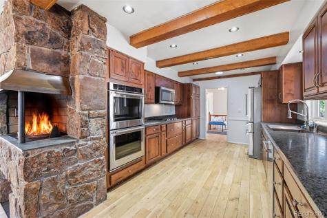 7518 Vincent Drive Colorado Springs CO 80920