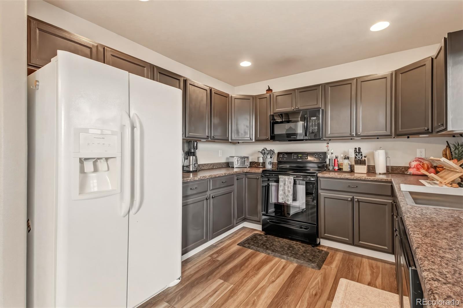 6005 San Mateo Drive Colorado Springs CO 80911