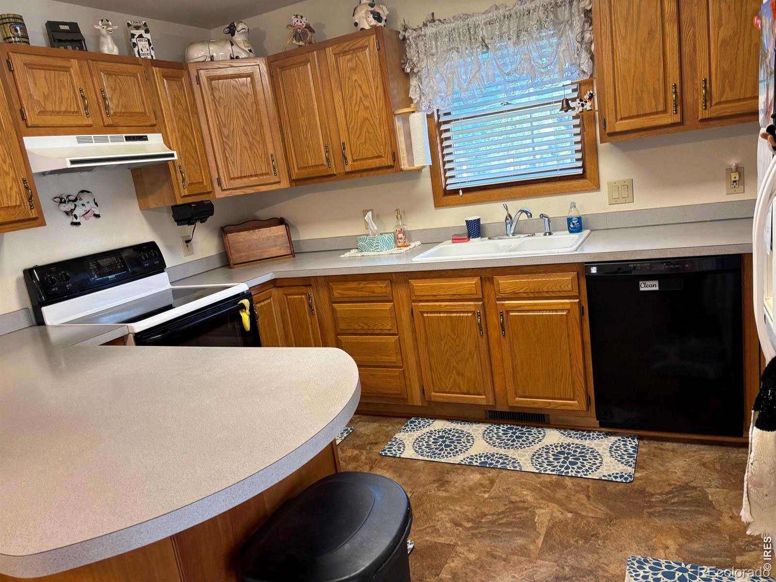 1230 Lincoln Street Wray CO 80758