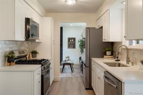 2116 S Yukon Street Lakewood CO 80227