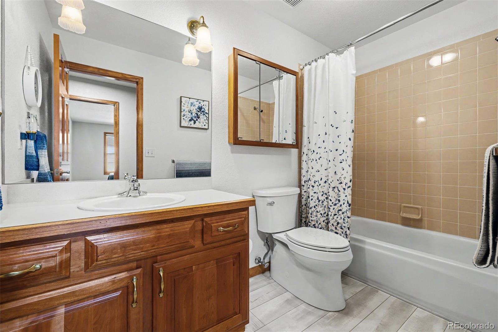 21 Curtis Court Broomfield CO 80020