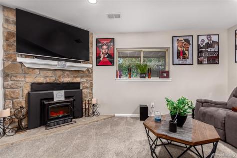 21550 E Alamo Place Centennial CO 80015