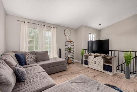 21550 E Alamo Place Centennial CO 80015