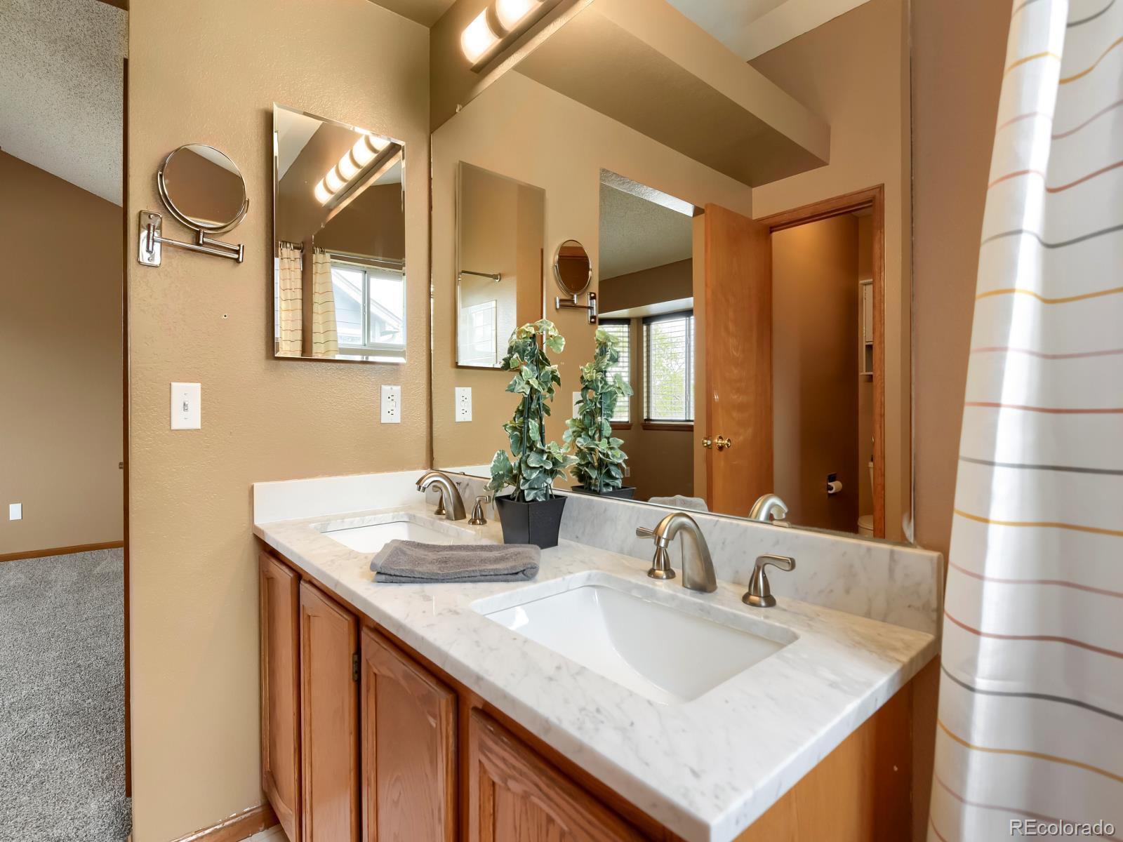 9943 Deer Creek Street Highlands Ranch CO 80129