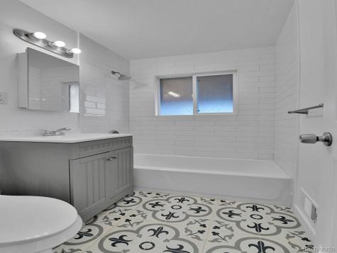 745 Lima Street Aurora CO 80010