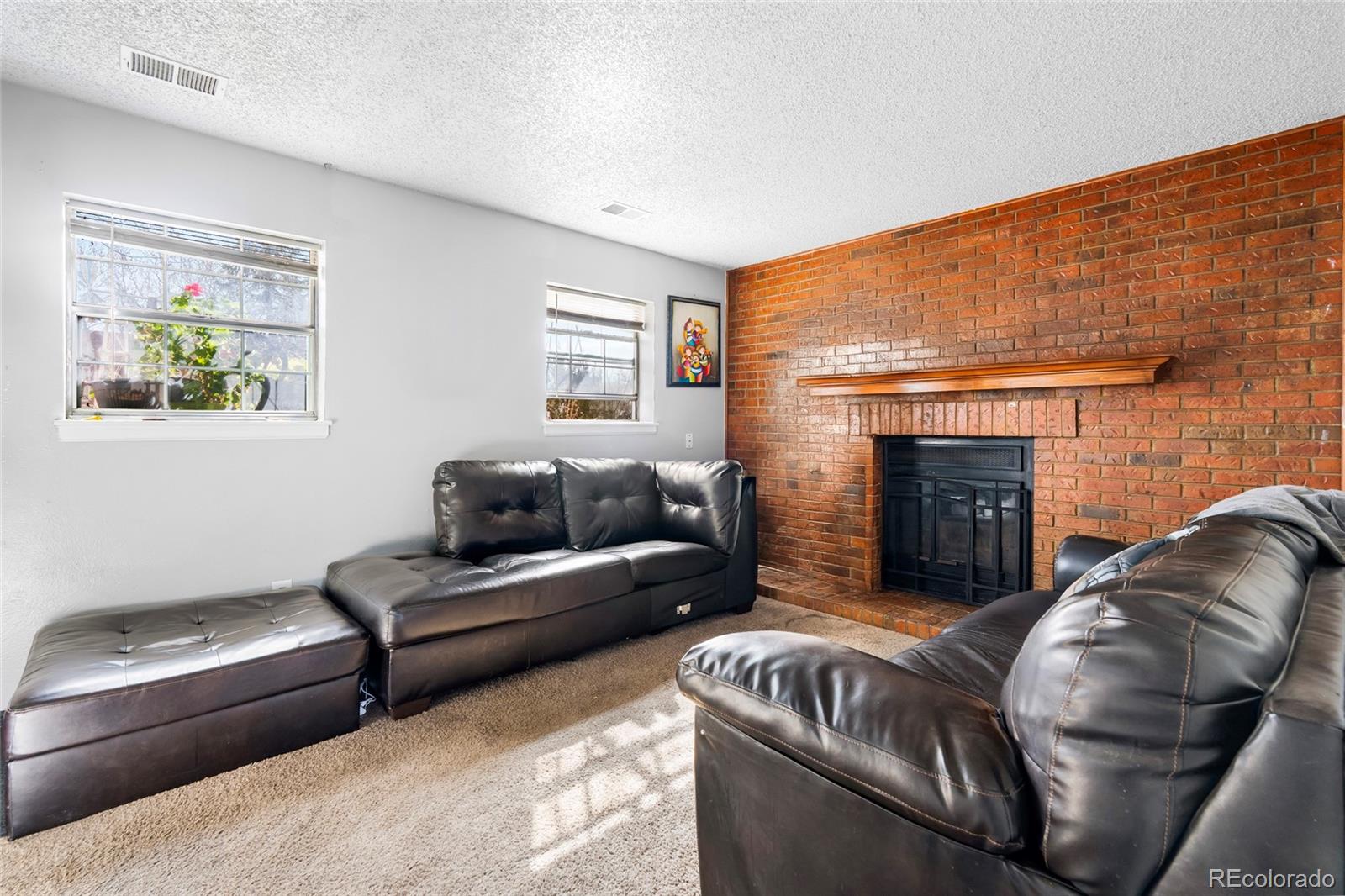 4609 Fontana Way Denver CO 80239