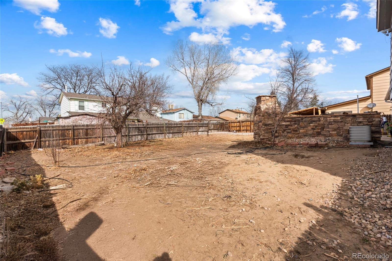 4609 Fontana Way Denver CO 80239