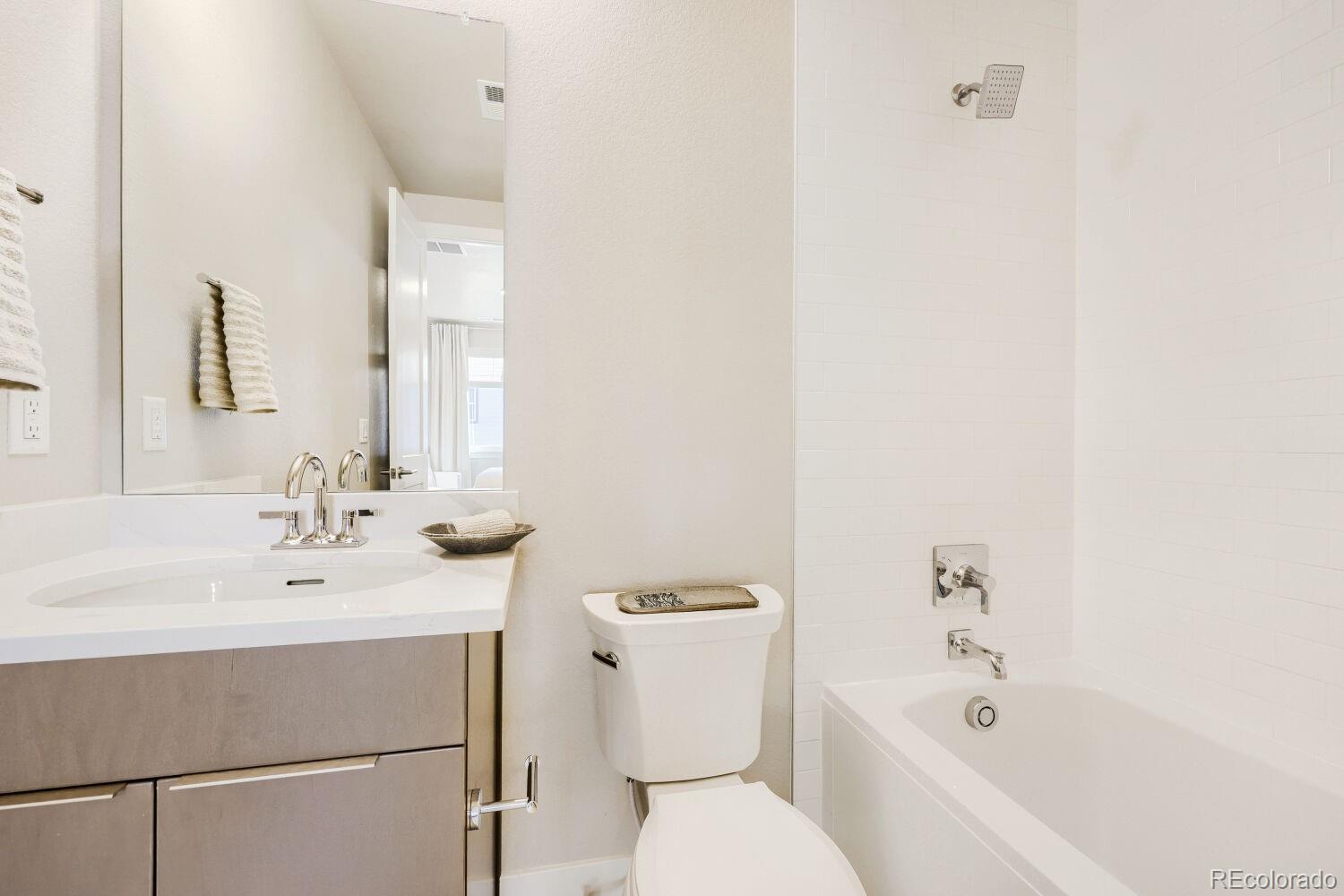 16569 Peak Street Broomfield CO 80023