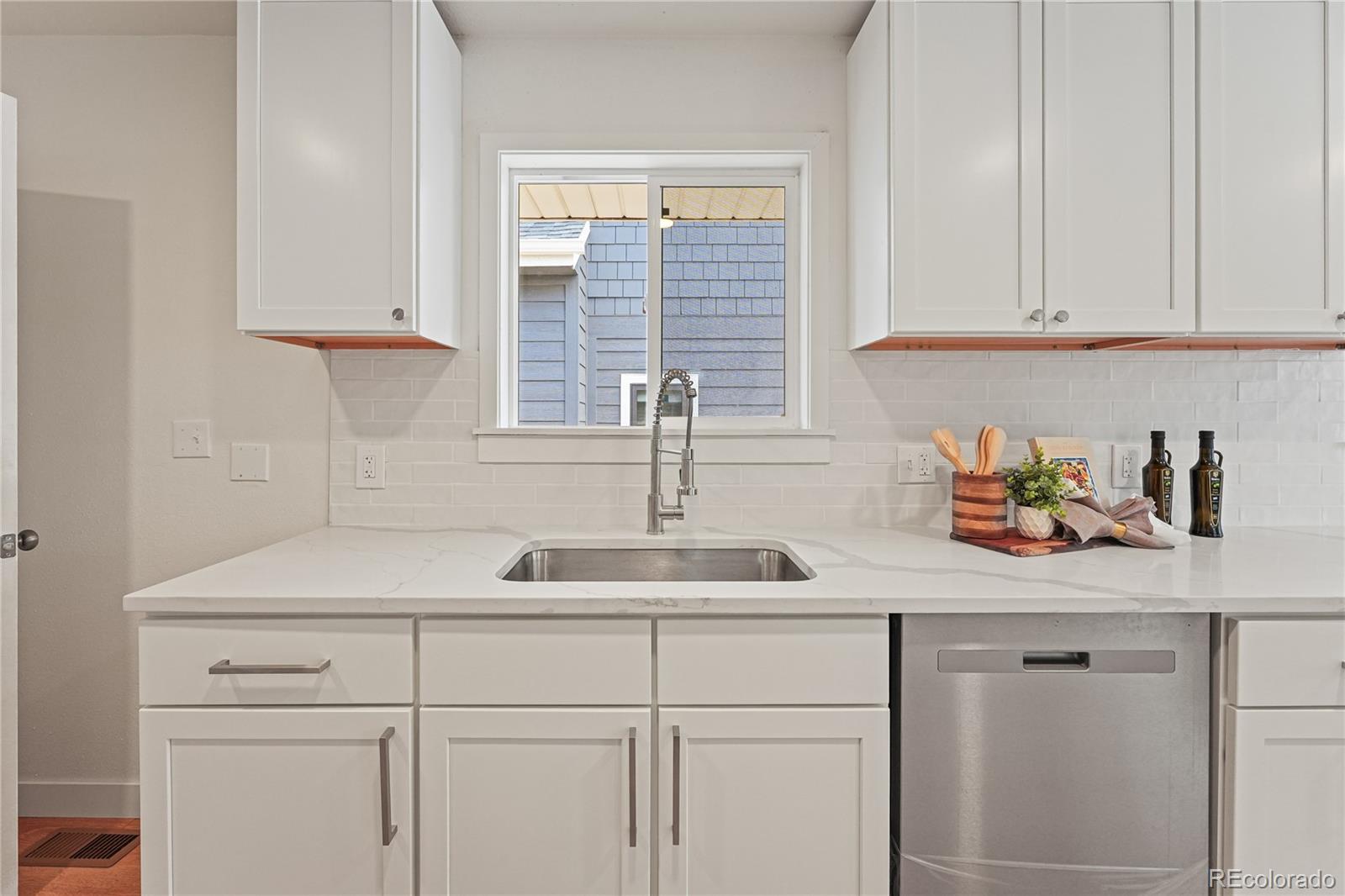 2739 W 39th Avenue Denver CO 80211
